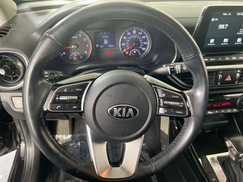 Used 2019 Kia Forte S image 11