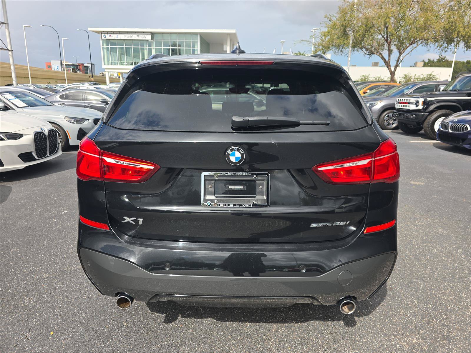 Used 2019 BMW X1 sDrive28i w/ M Sport Package FWD image 4