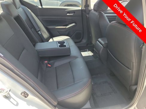 Used 2025 Nissan Altima 2.5 SR AWD/4WD image 21