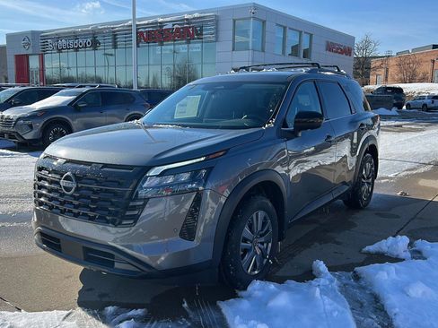 New 2026 Nissan Pathfinder SV image 1