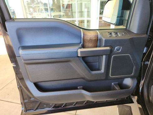 Used 2018 Ford F150 Limited image 14