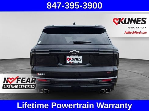 Used 2024 Chevrolet Traverse RS AWD/4WD image 9