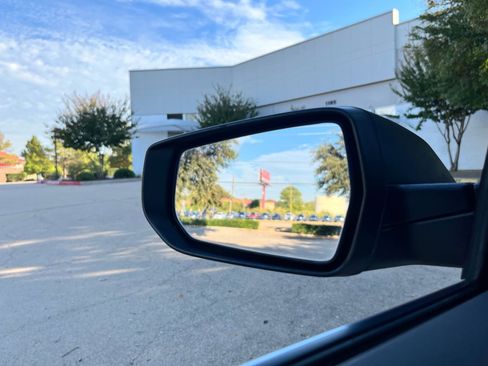 Used 2017 Chevrolet Malibu LS w/ LPO, Convenience Package 2 image 32