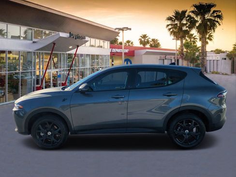 Certified 2024 Dodge Hornet GT w/ GT Blacktop Package image 6