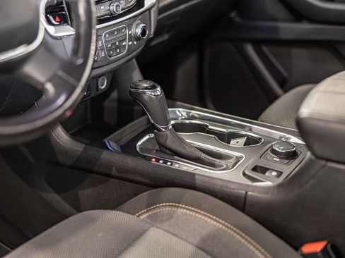 Used 2019 Chevrolet Traverse LT w/ LPO, Floor Liner Package AWD/4WD image 22