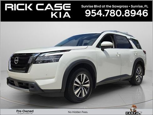 Used 2024 Nissan Pathfinder SL w/ Cargo Package FWD image 1