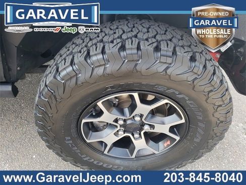 Used 2018 Jeep Wrangler Unlimited Rubicon w/ Cold Weather Group image 24