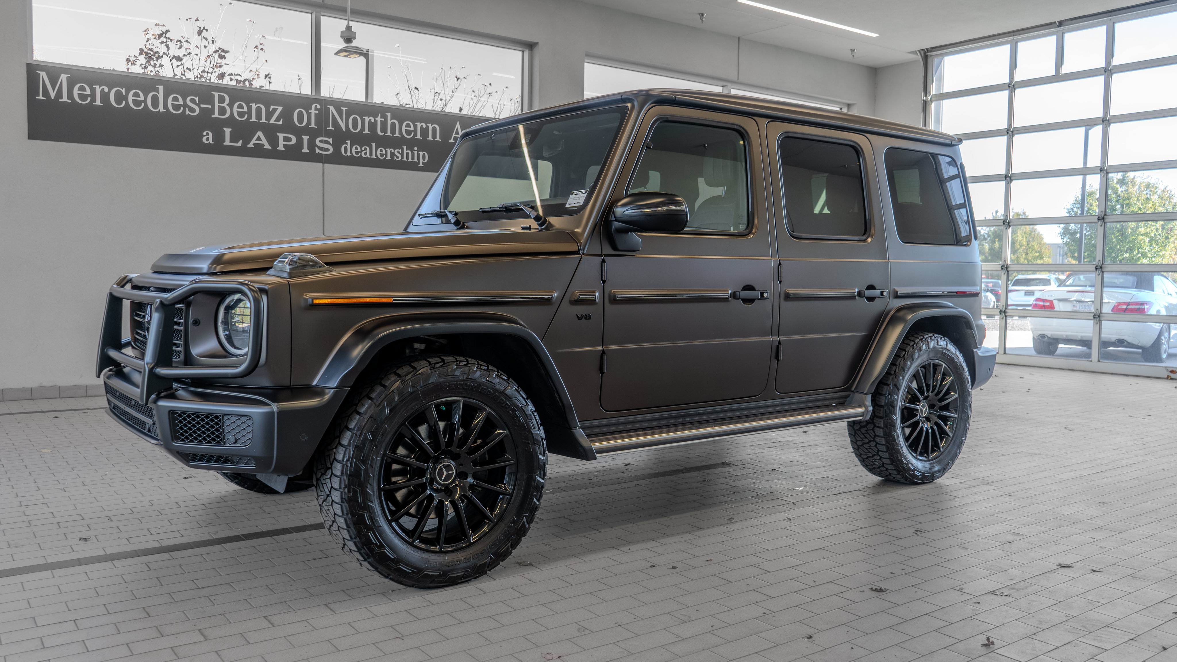 Used 2023 Mercedes-Benz G 550 image 3