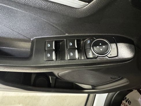 Used 2025 Ford Escape Platinum AWD/4WD image 16