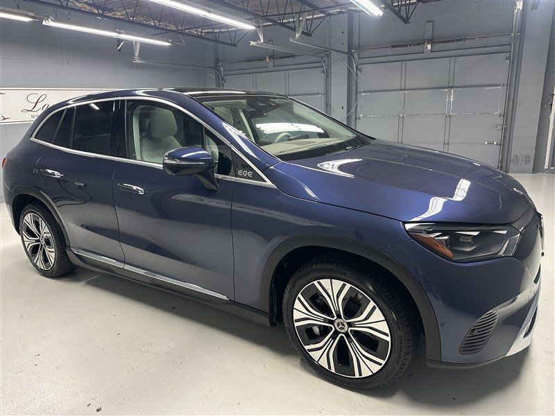 Used 2023 Mercedes-Benz EQE 350+ 4MATIC SUV image 8