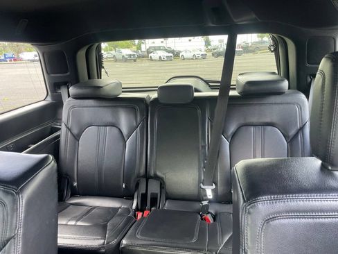 Used 2021 Ford Expedition Limited AWD/4WD image 10