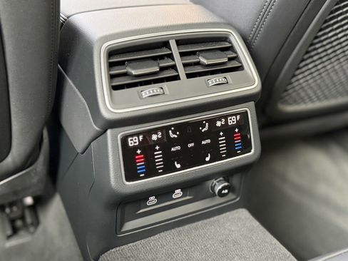 Used 2024 Audi A6 Premium Plus w/ Executive Package image 33