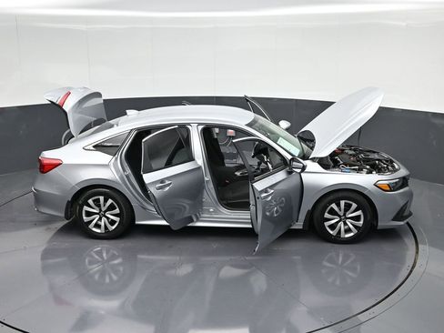 Used 2023 Honda Civic LX image 43