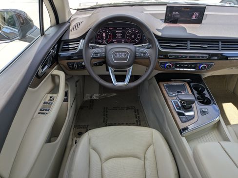 Used 2017 Audi Q7 3.0T Prestige w/ Prestige Package AWD/4WD image 15