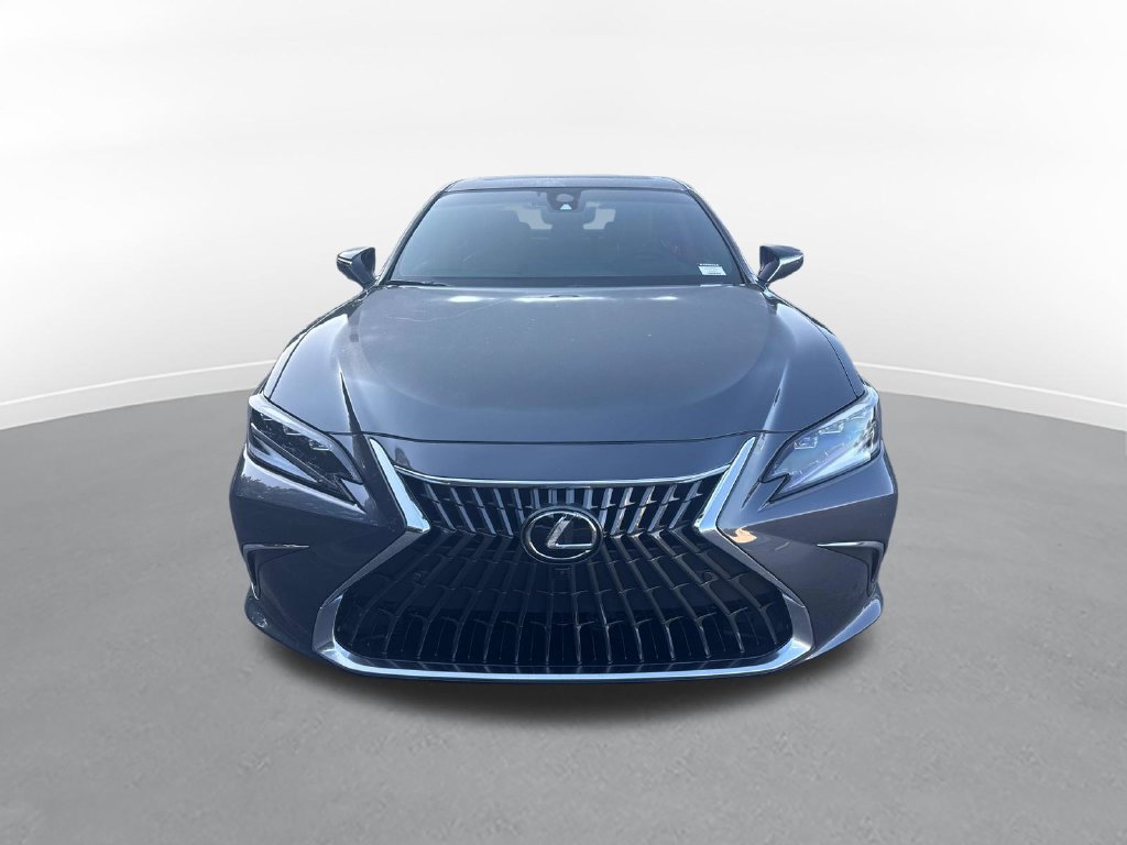 Used 2025 Lexus ES 300h Ultra Luxury w/ Accessory Package (Z2) FWD image 3