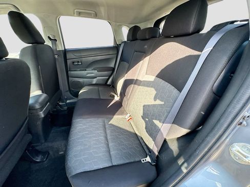 Used 2020 Mitsubishi Outlander Sport ES FWD image 28