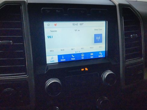 Used 2018 Ford F150 Lariat w/ Equipment Group 502A Luxury image 41