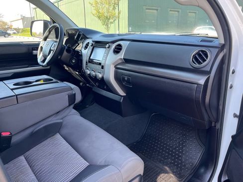Used 2014 Toyota Tundra SR5 image 13