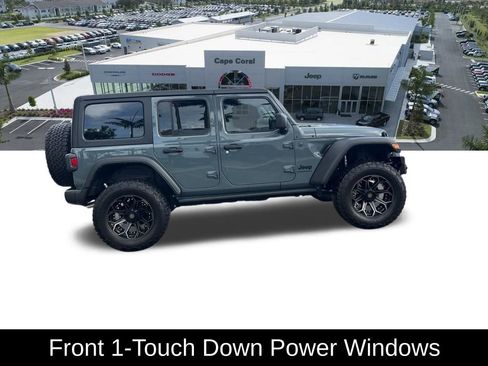 Used 2024 Jeep Wrangler Willys image 13