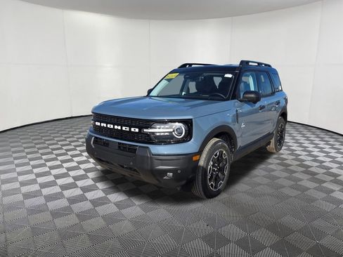 New 2026 Ford Bronco Sport Outer Banks w/ Outer Banks Tech Package+ AWD/4WD image 3
