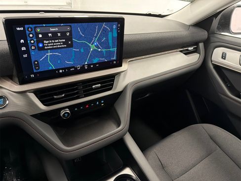 New 2026 Ford Explorer Active image 23