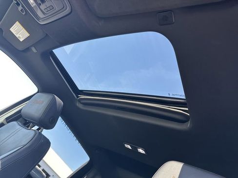 Certified 2025 Chevrolet Silverado 1500 High Country w/ Technology Package image 33