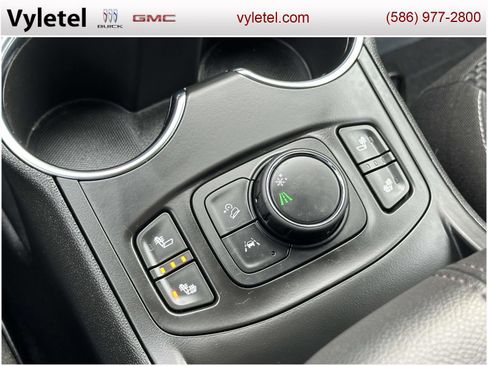 Certified 2023 GMC Terrain SLE w/ Driver Convenience Package image 27