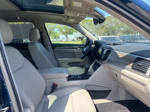 Used 2021 Volkswagen Atlas SEL AWD/4WD image 15
