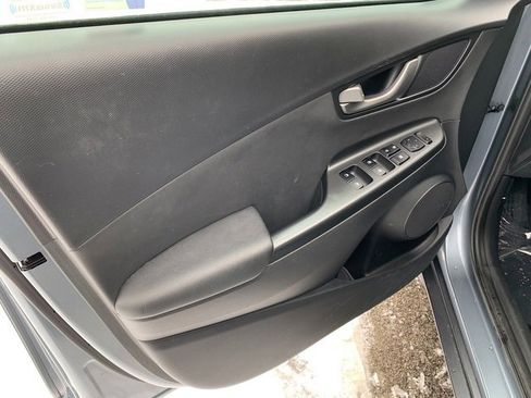 Used 2020 Hyundai Kona Limited image 19