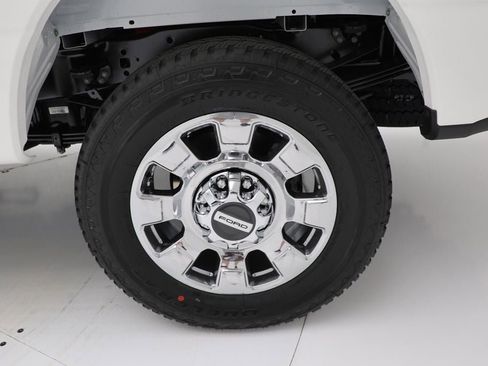 New 2026 Ford F250 Lariat w/ Chrome Package image 14