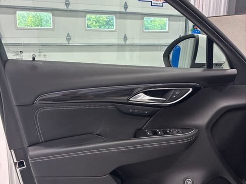 Used 2023 Buick Envision Essence FWD image 18