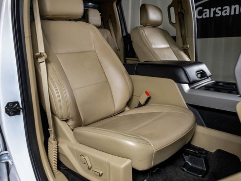 Used 2017 Ford F250 Lariat w/ Chrome Package image 29