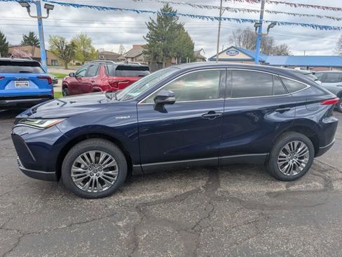 Used 2021 Toyota Venza Limited w/ Advanced Technology Package image 5