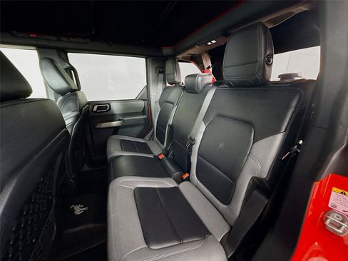 Used 2023 Ford Bronco Black Diamond image 19