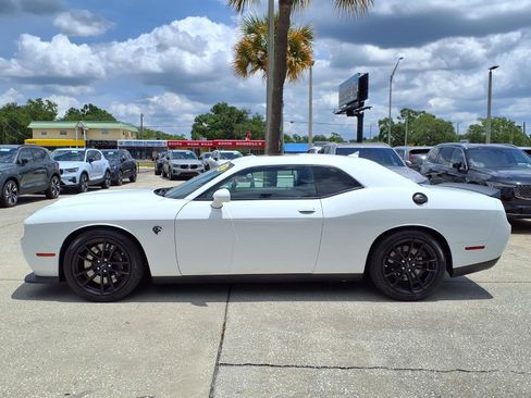 Used 2023 Dodge Challenger SRT Hellcat RWD image 4