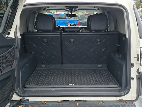 Used 2014 Toyota FJ Cruiser 4WD w/ Convenience Package image 18