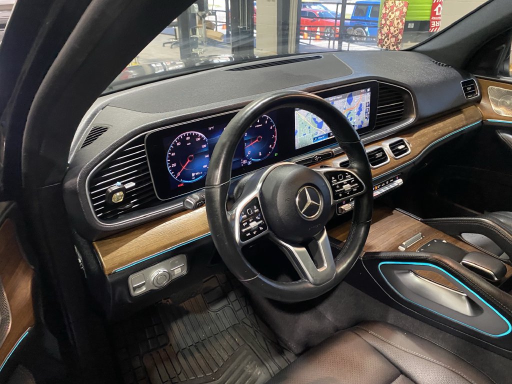 Used 2021 Mercedes-Benz GLE 350 image 3