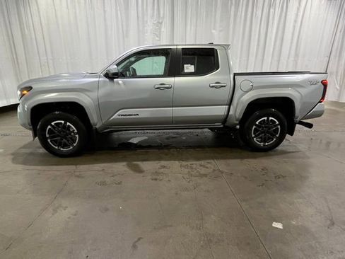 New 2026 Toyota Tacoma TRD Sport AWD/4WD image 6