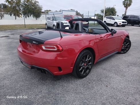 Used 2018 FIAT 124 Spider Abarth w/ Convenience Group image 6