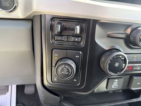 New 2026 Ford F350 XLT w/ XLT Premium Package AWD/4WD image 33