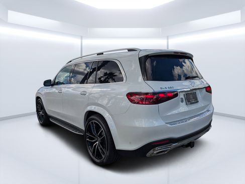 New 2026 Mercedes-Benz GLS 580 4MATIC image 5