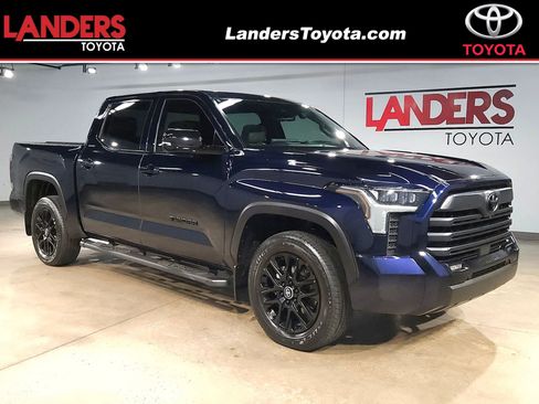 Used 2025 Toyota Tundra Limited AWD/4WD image 1