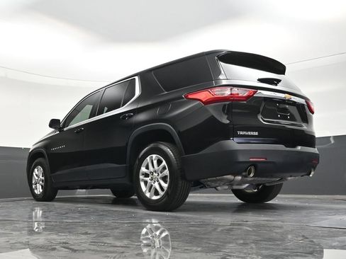 Used 2020 Chevrolet Traverse LS FWD image 23