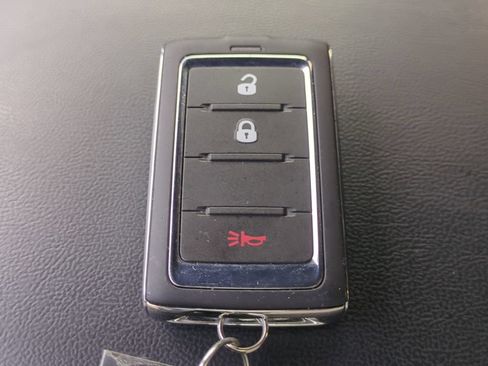 Used 2025 Jeep Grand Cherokee L Laredo w/ Trailer Tow Package AWD/4WD image 32