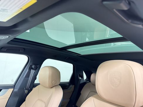 New 2026 Porsche Cayenne AWD/4WD image 16