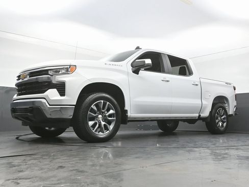 Used 2025 Chevrolet Silverado 1500 LT image 53