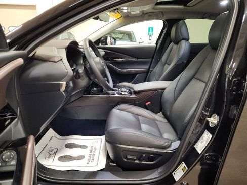 Used 2025 MAZDA CX-30 AWD 2.5 S w/ Premium Package image 11