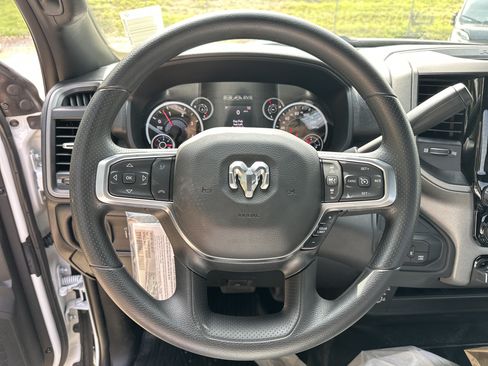 New 2026 RAM 5500 Tradesman AWD/4WD image 7
