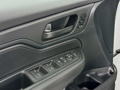 Certified 2023 Honda Odyssey Sport image 17