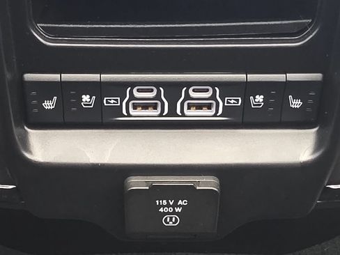 Used 2023 RAM 1500 Limited AWD/4WD image 23